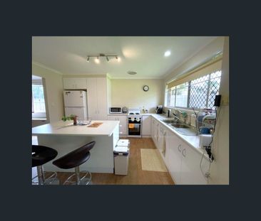 2/5 Montana Street, Wilsonton Heights, Qld 4350 - Photo 1