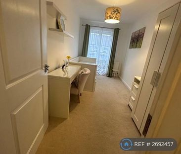 2 bedroom flat to rent - Photo 4