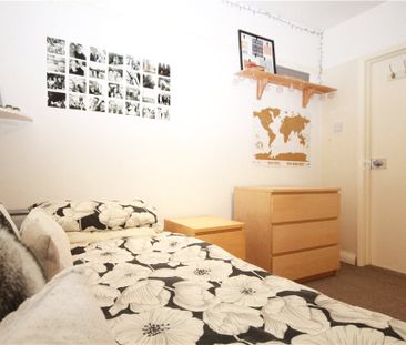 Spring Rise, Egham, Surrey, TW20 9PP - Photo 6