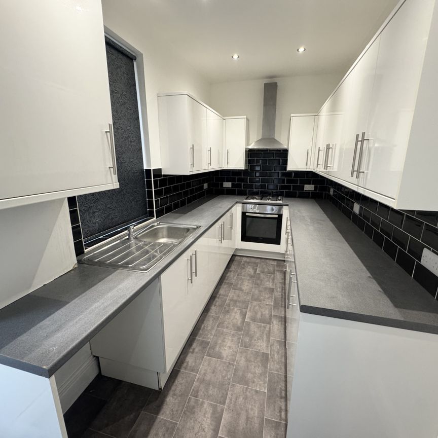 13, Linton Street, Preston - Photo 1