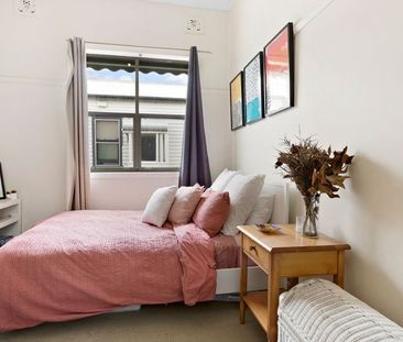 Charming home with heritage features in Mayfield - Photo 3
