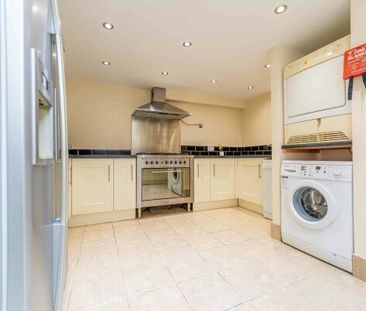 Room 4, 45 Eldon Street - Photo 5