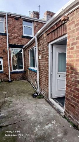 Somerset Cottages, Sunderland, Tyne And Wear, SR3 - Photo 5