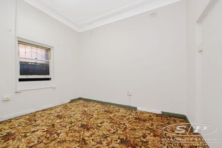 One bedroom unit - Photo 4