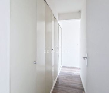 Location Appartement 2 pièces 46m² NANTERRE 92000 - Photo 5