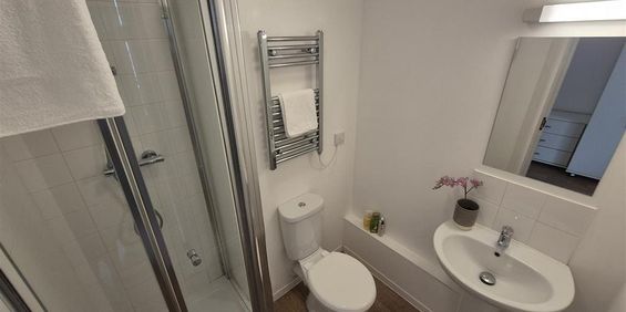 Studio to rent - Photo 3