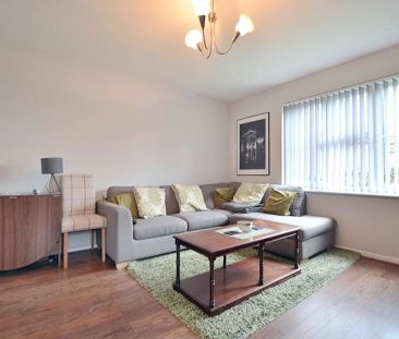 3 bedroom terraced to rent - Photo 2