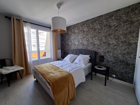 Location Appartement 2 pièces 54m² VICHY 03200 - Photo 2