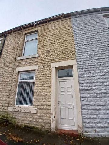 2 bedroom terraced house to rent - Photo 5