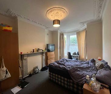 Livingstone Road, SO14 - Photo 1