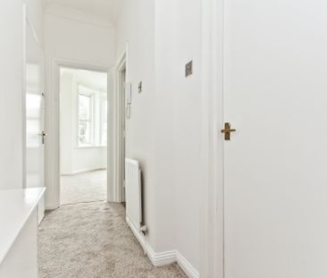 1 bed flat to rent in R L Stevenson Avenue, Bournemouth, BH4 - Photo 3