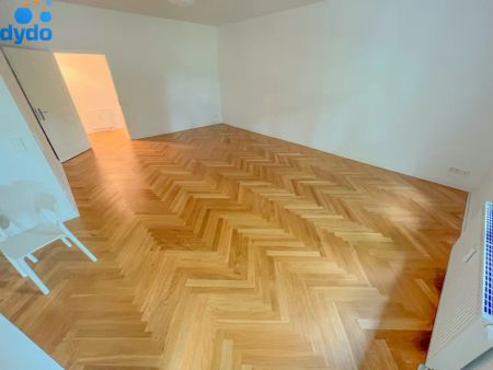 !!Altbaujuwel!! Wunderschöne, helle 3-Zimmer Wohnung mit Einbauküche in zentraler Berliner Lage. - Foto 2