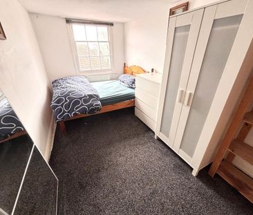 1 bedroom semi-detached house to rent - Photo 2