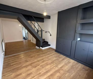 2 bedroom terraced house to rent - Photo 3