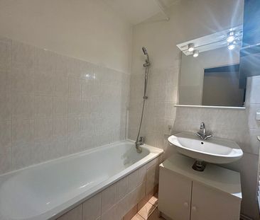 Location Appartement 2 pièces 48m² - Photo 4