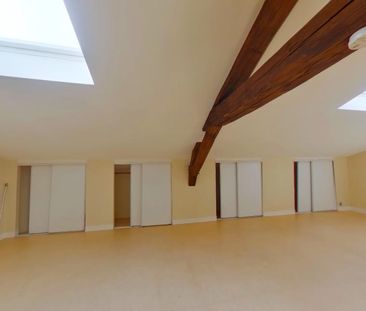 Location Appartement 2 pièces 52m² MONTMORILLON 86500 - Photo 1