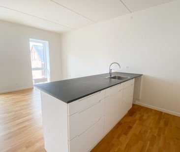 Nybygget 3-værelses lejlighed med central beliggenhed - Foto 5