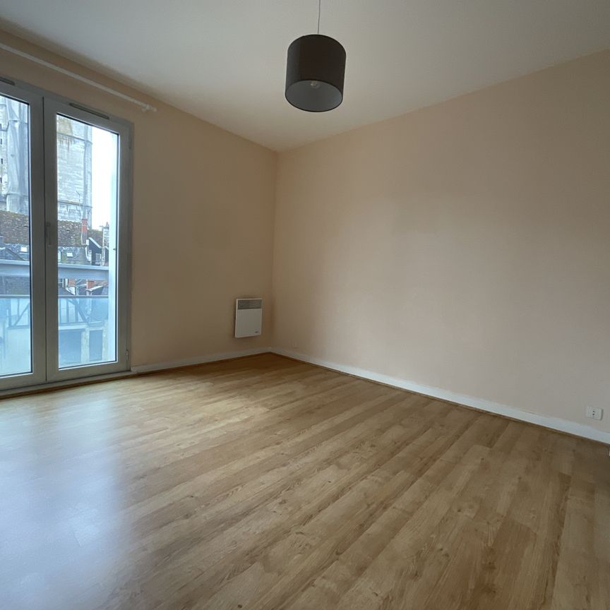 Location Appartement 5 pièces 100m² BOURGES 18000 - Photo 1