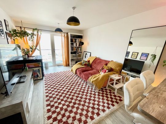 2 bedroom apartment to rent Riverside Quay, Thomas Blake Avenue, Southampton, SO14 - Photo 1