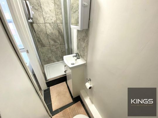 5 bedroom terraced house to rent - Photo 1