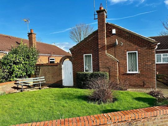 Back Lane South, Wheldrake, York - Photo 1
