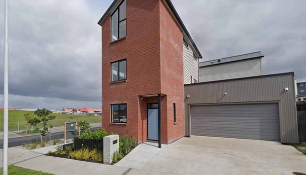 Hobsonville Point - Three bedrooms towhouse - Photo 1