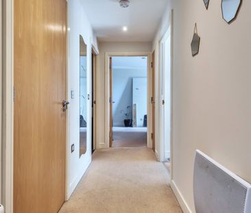 2 bedroom apartment to rent - Photo 2