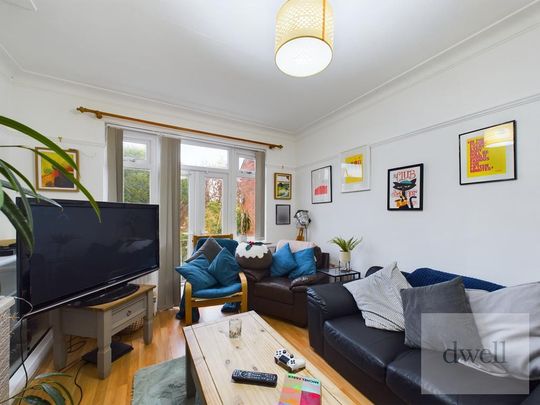 5 bedroom semi-detached house to rent - Photo 1