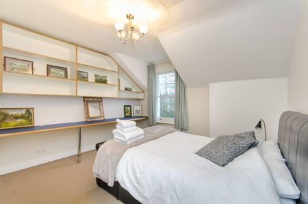 2 bedroom maisonette to rent - Photo 4