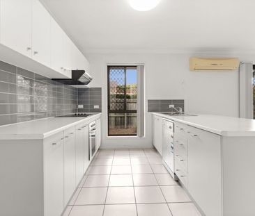 PRIME LOCATION, PRIVATE, PEACEFUL - Photo 2