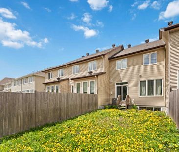 For Lease - 344 Wood Acres Grove, Blossom Park - Airport and Area, ... - Photo 2