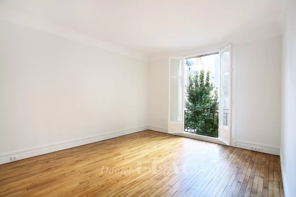 Paris XVIe - rue de Civry - Photo 1