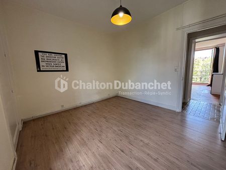 Location Appartement 2 pièces 48m² - Photo 2