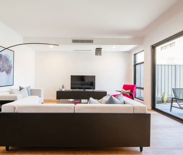 Unit C, 92 Birdwood Street, Innaloo, WA - Photo 5