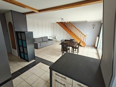 Location Appartement 3 pièces 64m² ERSTEIN 67150 - Photo 2