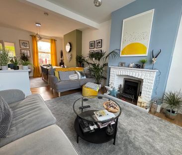 2 bedroom terraced house to rent - Photo 2