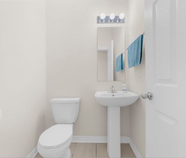 For Lease - 54 Medici Lane, Hamilton, Ontario - Photo 3