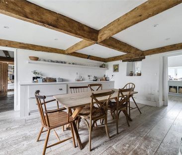 4 bedroom detached house to rent - Photo 4