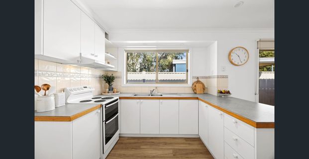 Naturally, Relaxing! - Photo 1