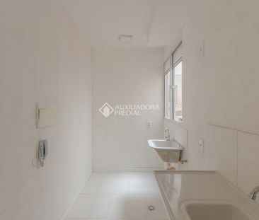 Apartamento com 2 quartos e 50m² para alugar em Olaria, Canoas. - Foto 6