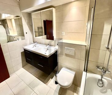 CONFORTABLE ET CALME AVEC ABRI DE JARDIN ET SAUNA - Photo 6