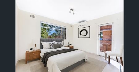 Stylish 2 bedroom unit in well maintained complex - Photo 5