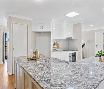 Spacious 4-Bedroom Family Home with Pool in Gracemere - Photo 5