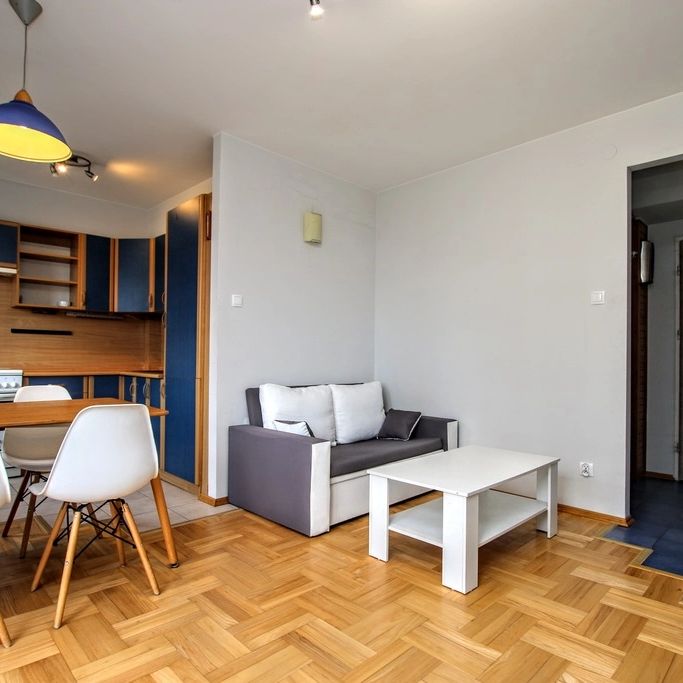 przytulne z balkonem, dostępne od zaraz - Photo 1