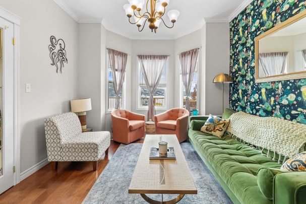 Battery Road - Photo 1