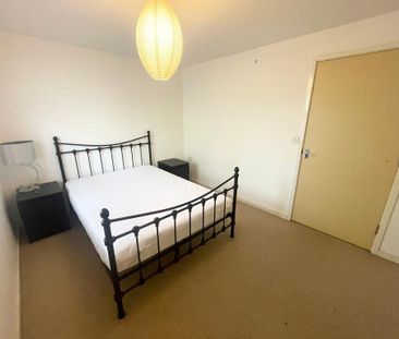 2 bedroom apartment to rent - Photo 6