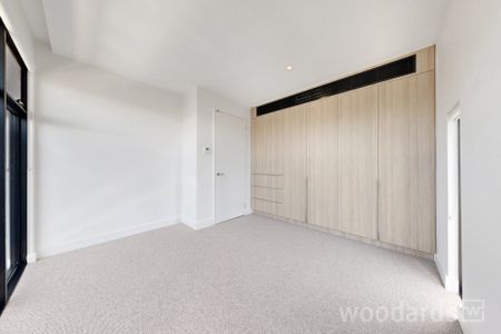 Unrivalled Luxury and Contemporary Elegance with this 3-bedroom Architecturally Designed Townhouse - Photo 5