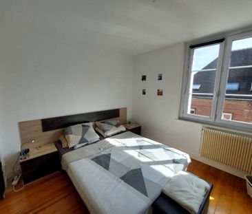 Location Appartement 3 pièces 73m² EU 76260 - Photo 2