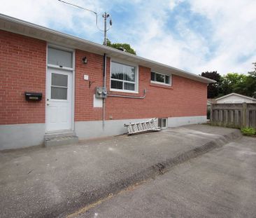 For Lease - 305 Palmerston Avenue, Whitby, Ontario - Photo 5