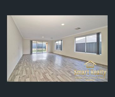 MODERN FAMILY LIVING IN THE HEART OF BALDIVIS - Photo 1